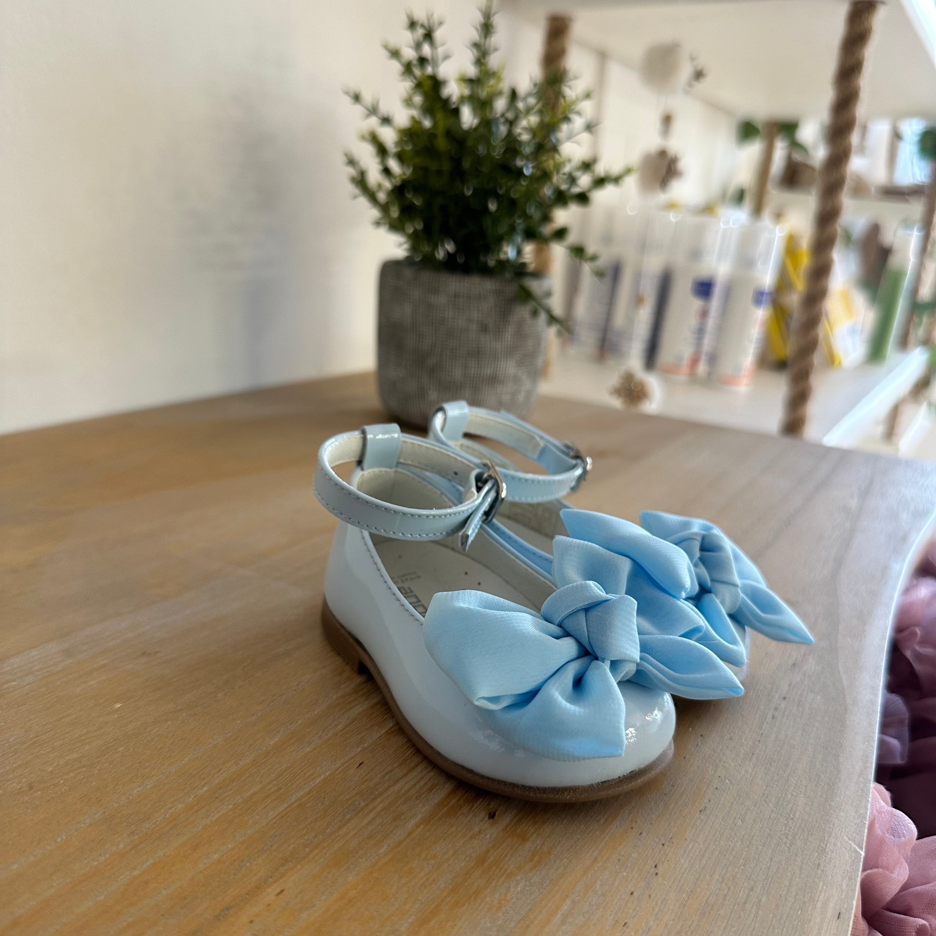 ANDANINES Ballerine Eleganti con fiocco davanti Azzurre e plantare anatomico - Be Brave Boutique