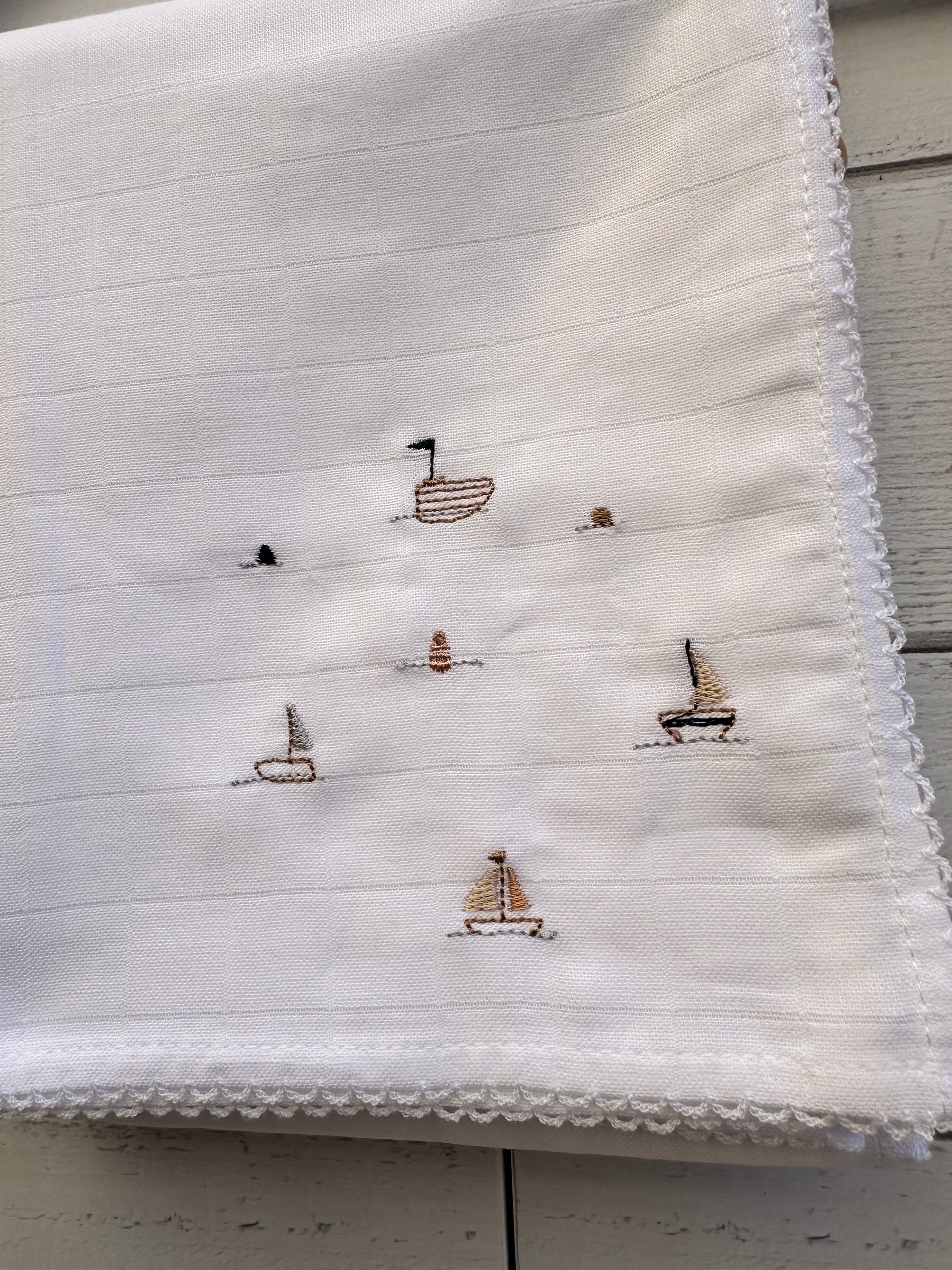 Wedoble Mussola in Cotone Ricamata Barchette - Be Brave Boutique