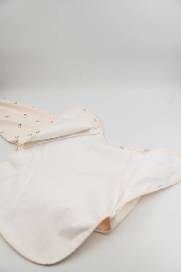 Bib impermeabile con maniche - FISHES 242 - Be Brave Boutique