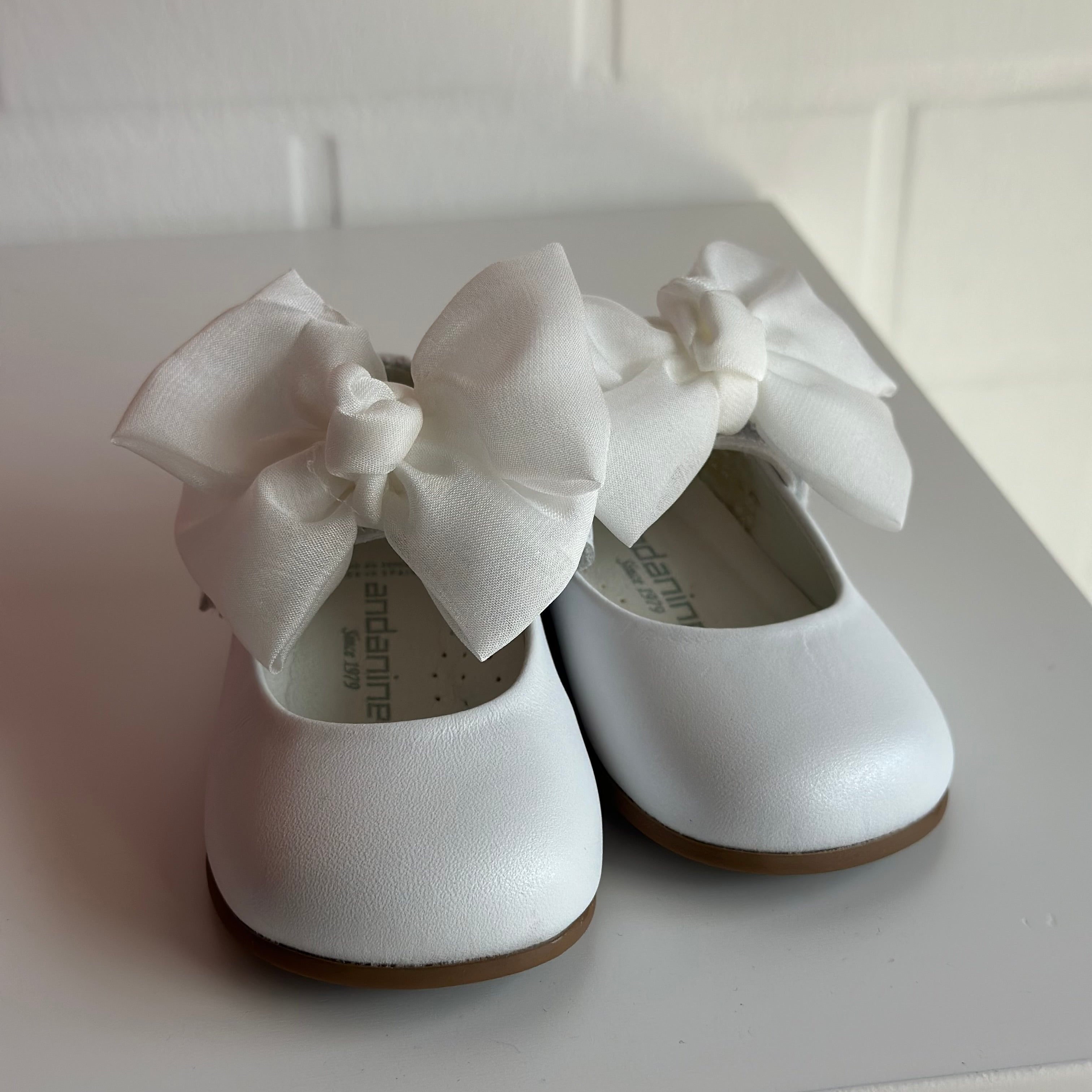 ANDANINES Ballerine Bianco eleganti con fiocco e plantare anatomico - Be Brave Boutique