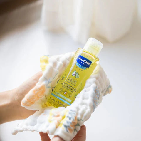 Olio idratante per il massaggio 100 ML Mustela