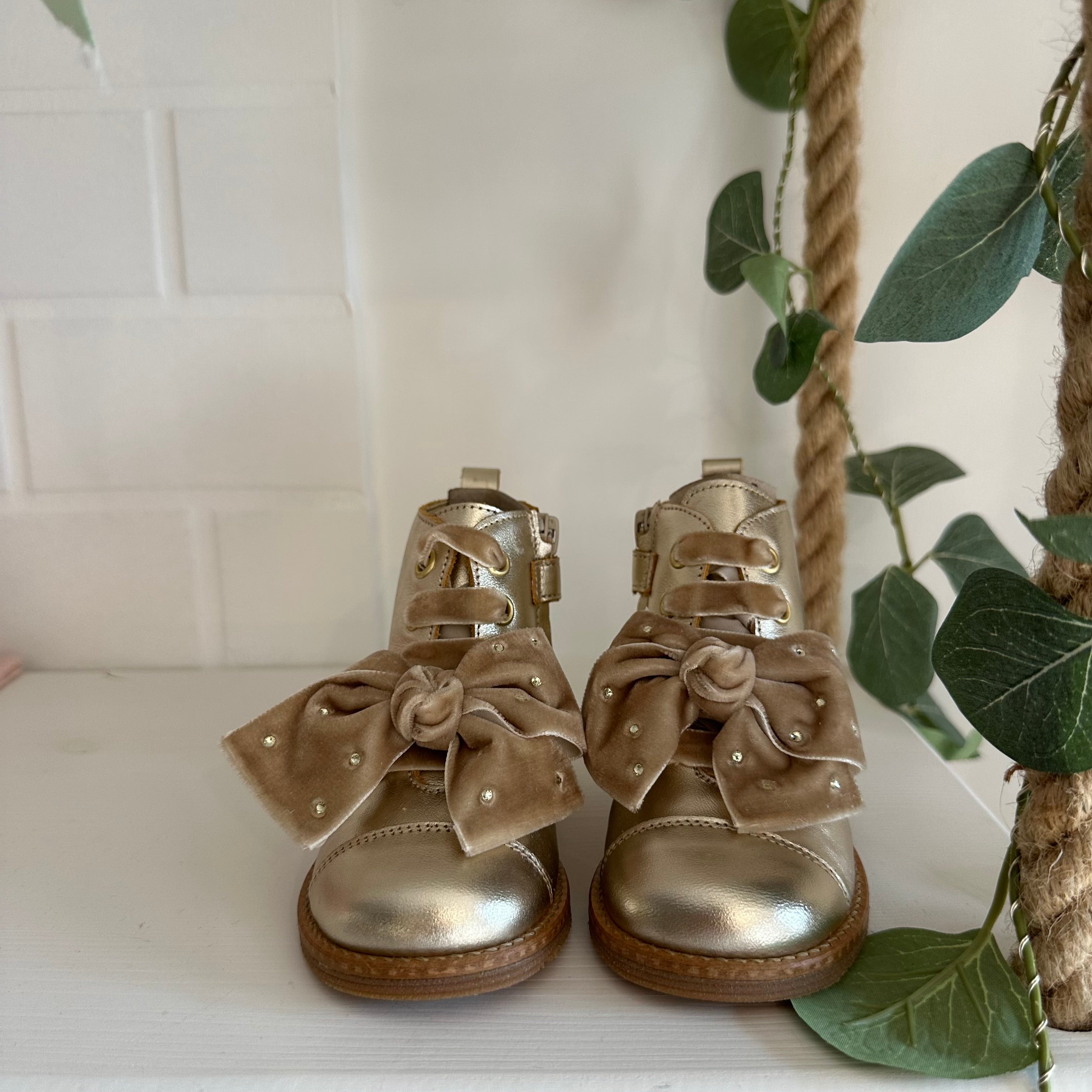 LANDANINES stivaletto in pelle  oro  Lucido con  plantare anatomico - Be Brave Boutique