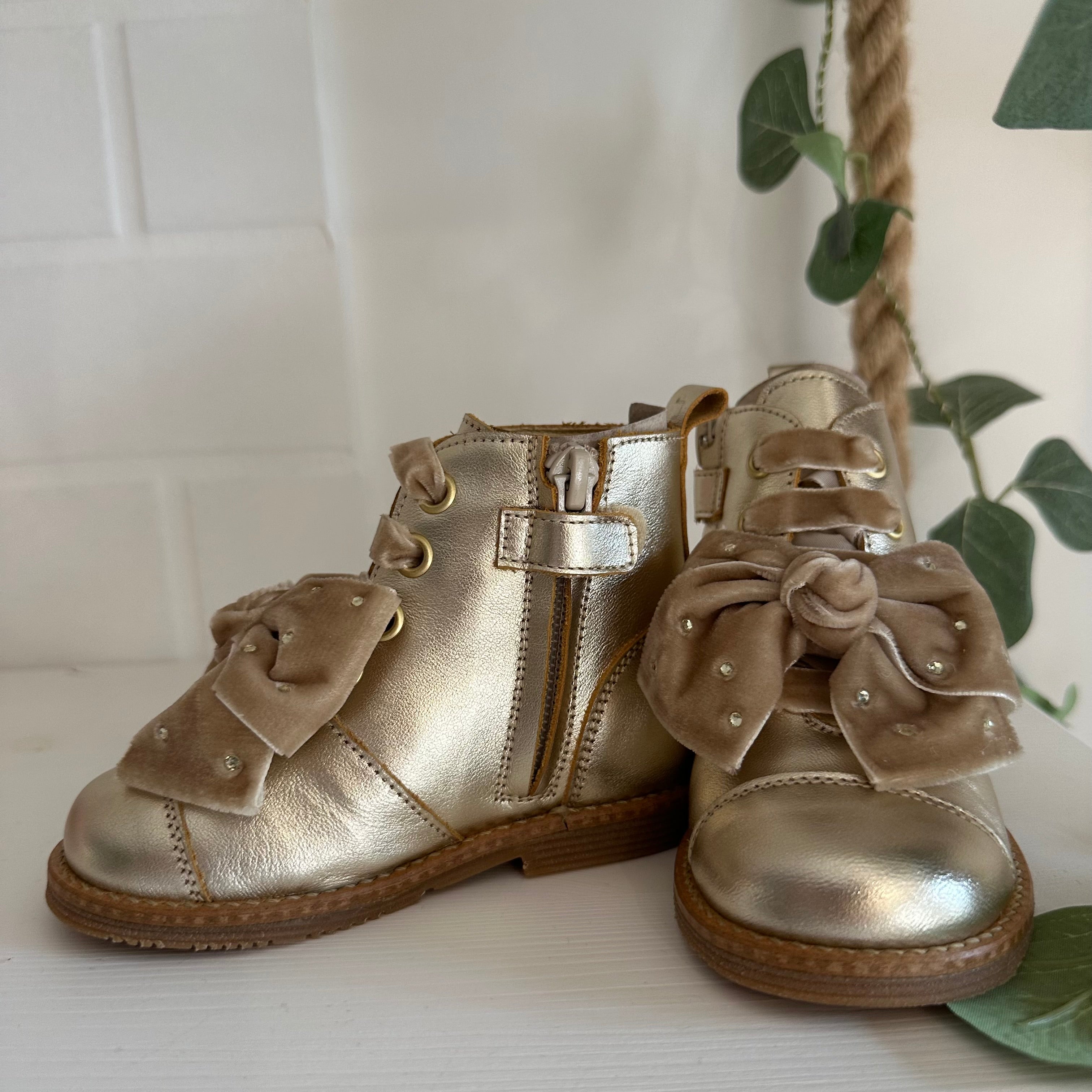 LANDANINES stivaletto in pelle  oro  Lucido con  plantare anatomico - Be Brave Boutique