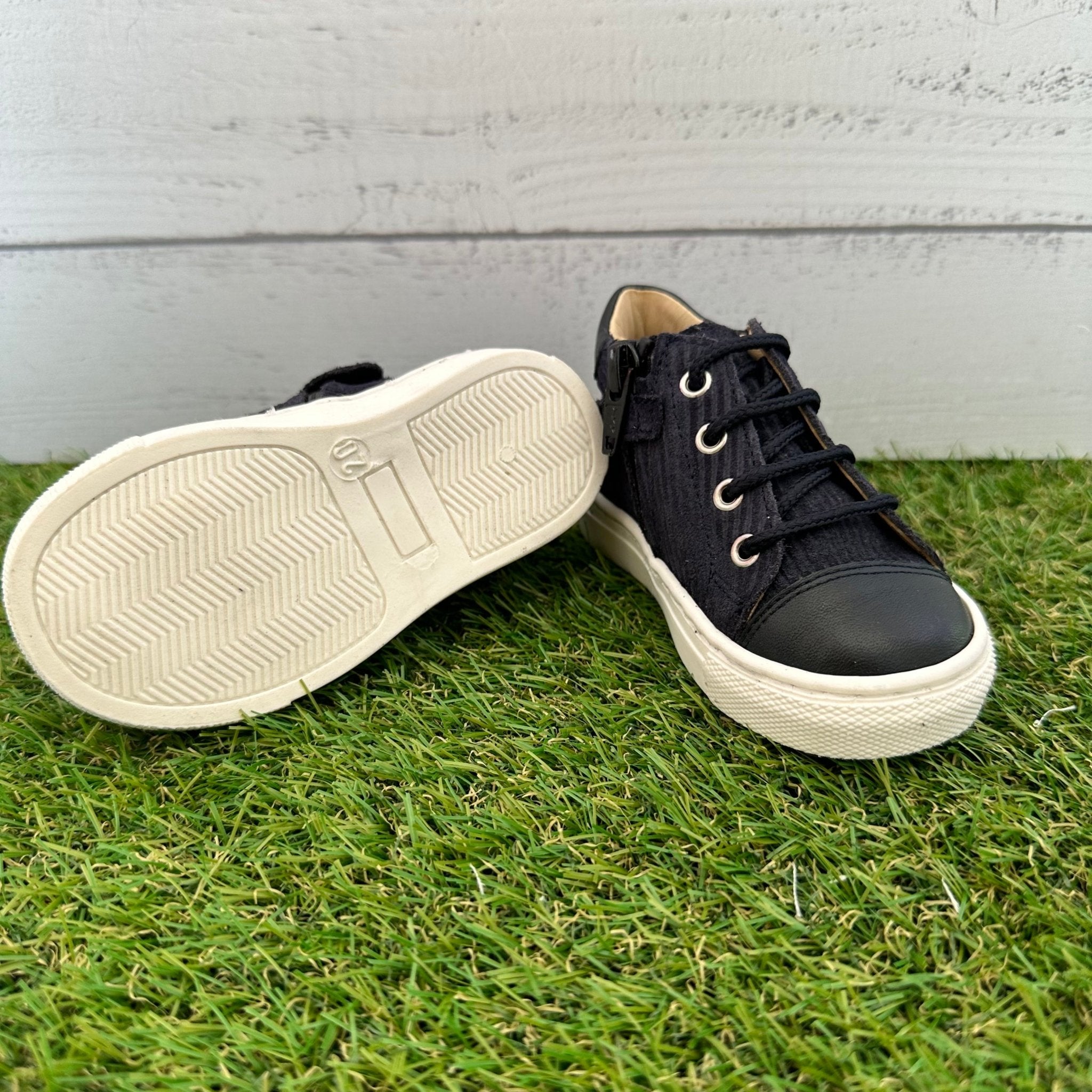 ANDANINES Sneakers allacciate con zip laterale - Be Brave Boutique