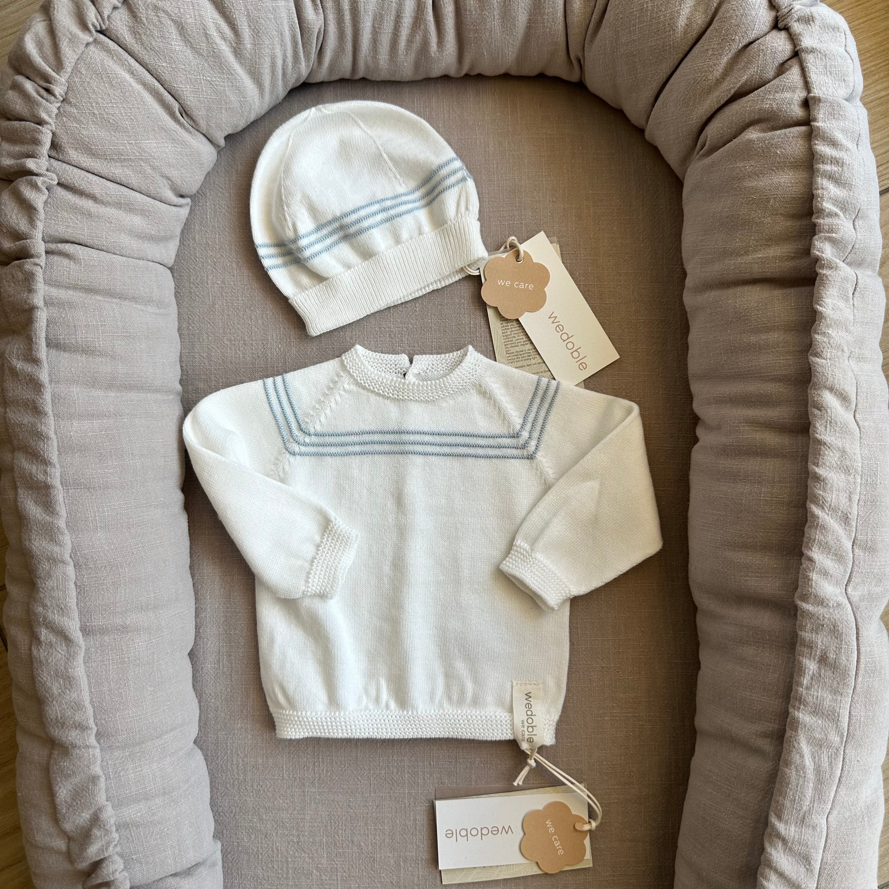 Copri fasce Bianco e azzurro in cotone organico con cappellino - Be Brave Boutique