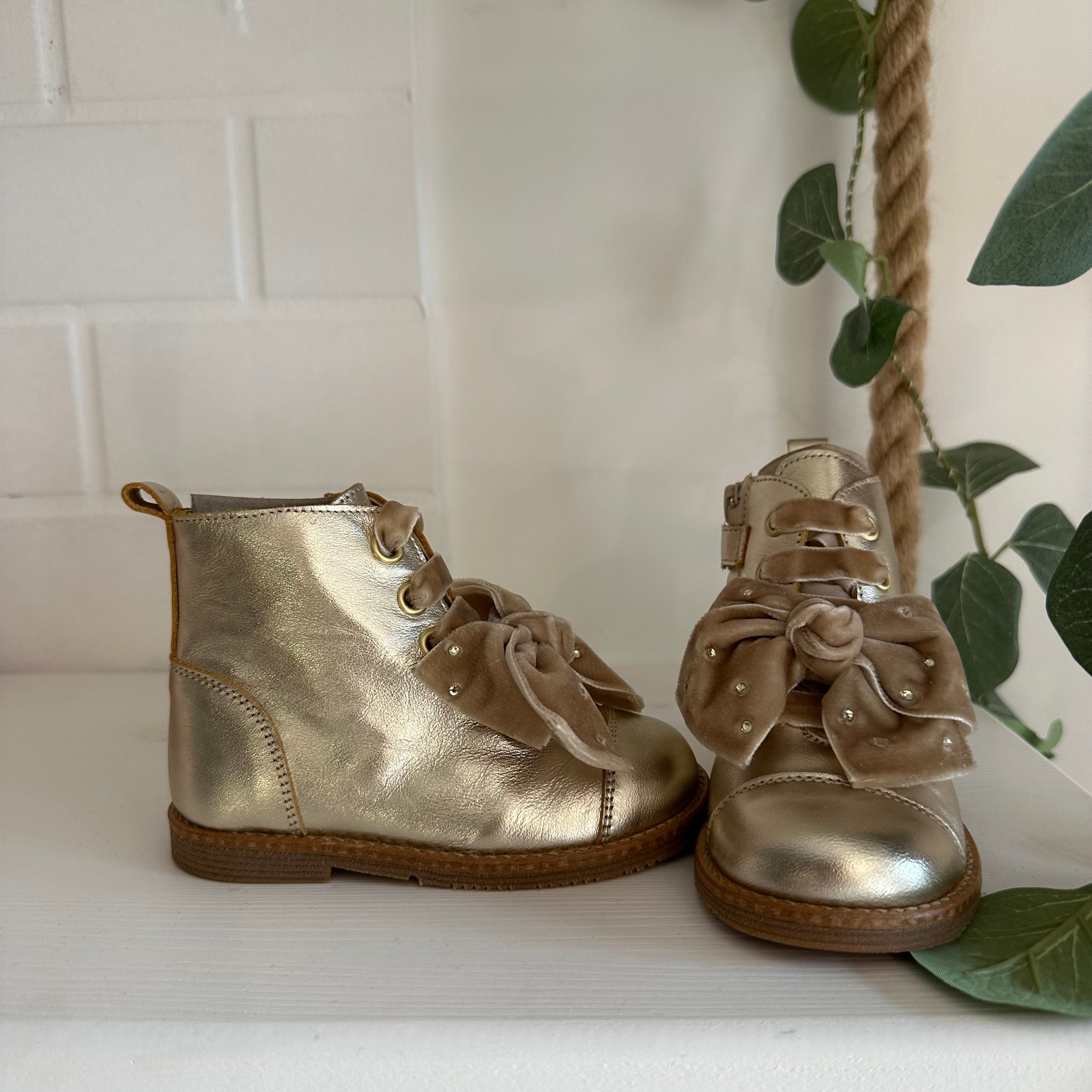 LANDANINES stivaletto in pelle  oro  Lucido con  plantare anatomico - Be Brave Boutique