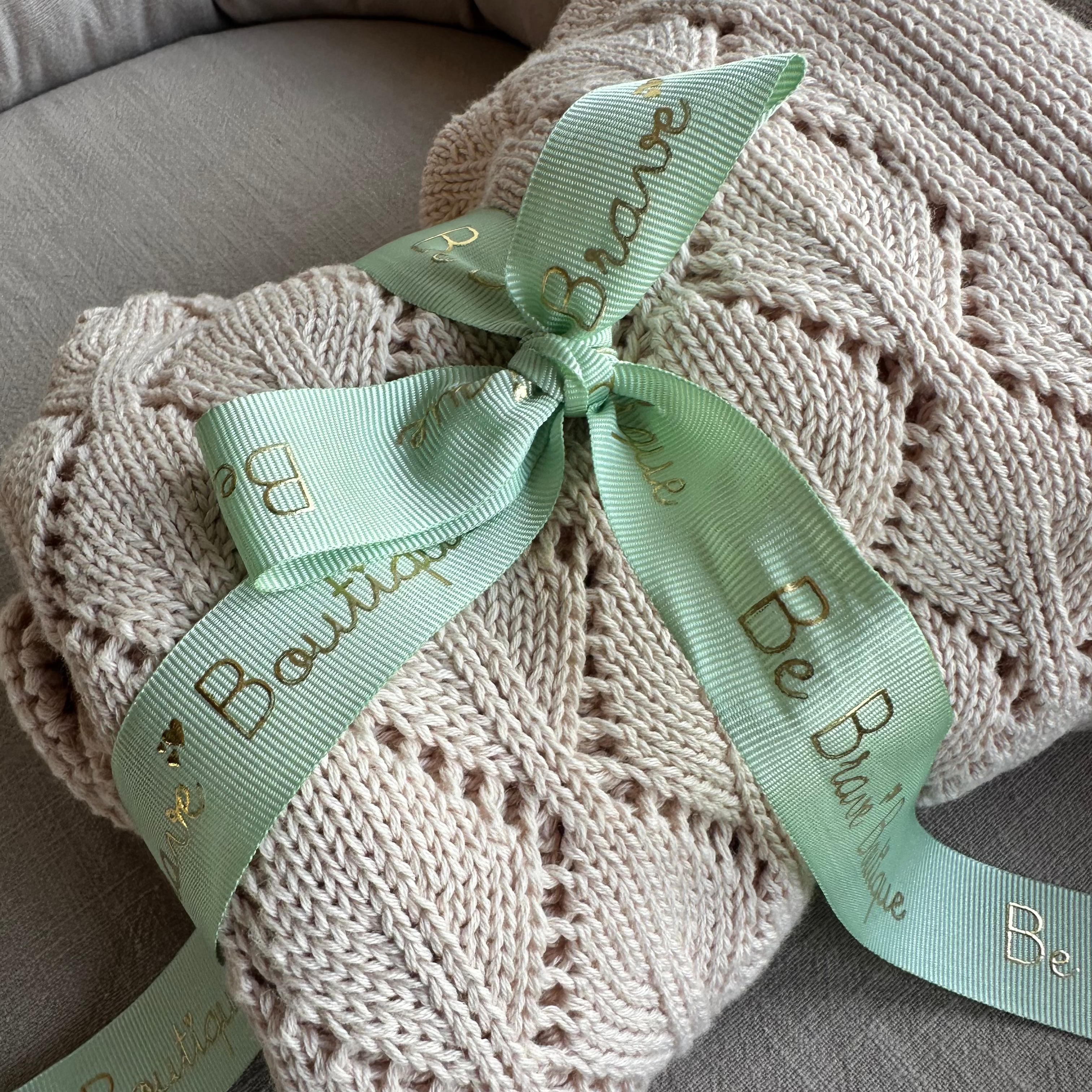 Copertina in Cotone Organico Lavorata a Maglia Li&Me - Be Brave Boutique