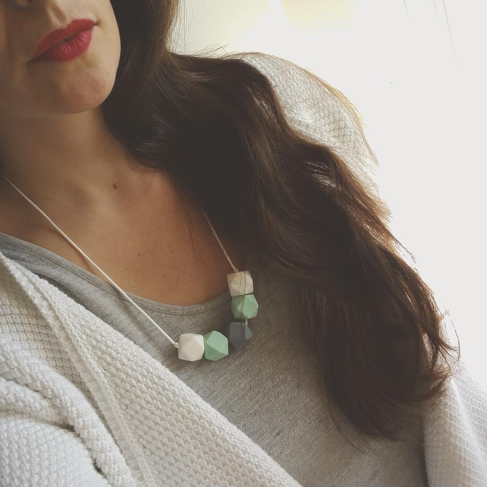 Collana allattamento,  trasporto e dentizione MINI GEOMETRIC - Be Brave Boutique