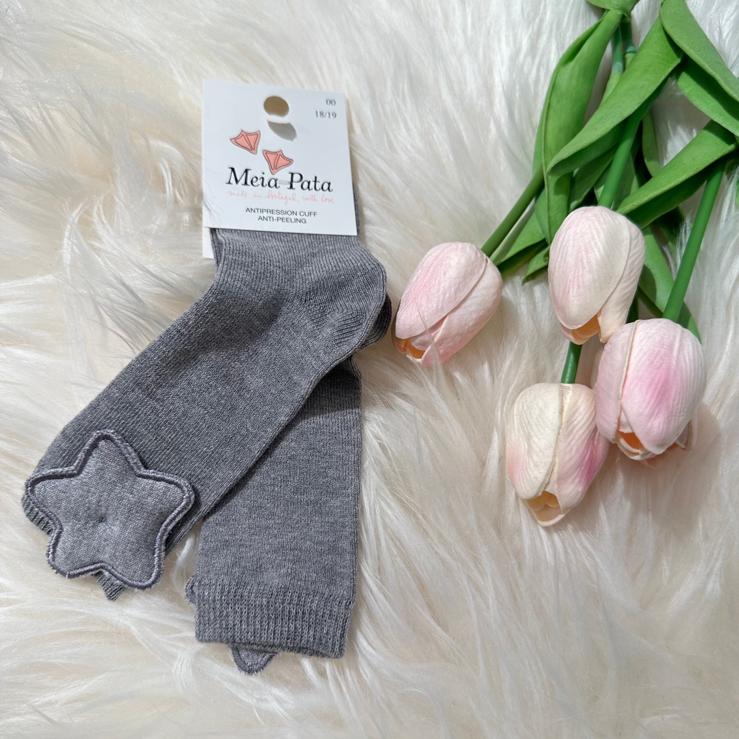 Calze per bambini Grey con Stellina  Meia Pata - Be Brave Boutique