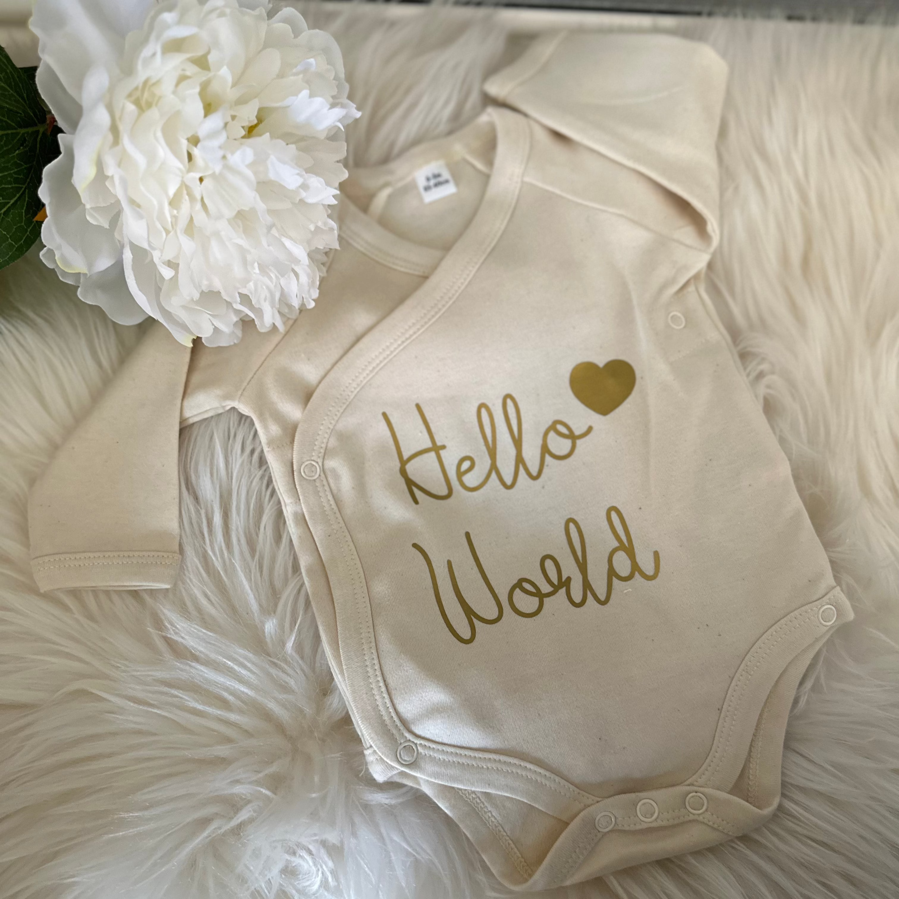 Body neonato nascita maniche lunghe incrociato Hello World - Be Brave Boutique