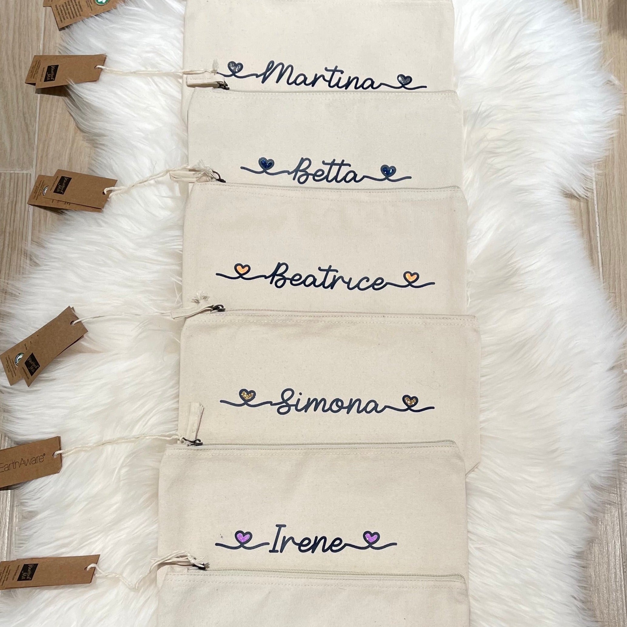 Pochette cuoricini personalizzabile - Be Brave Boutique